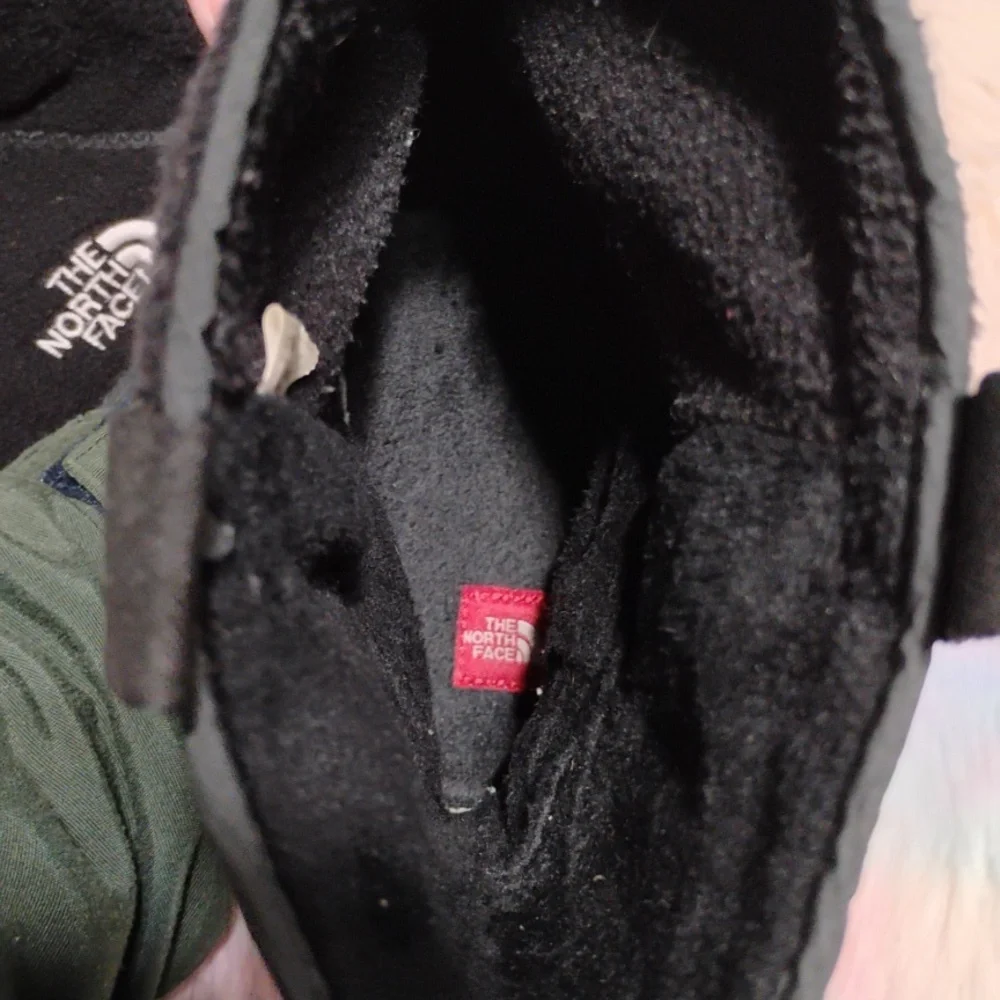 (D-56) The North Face Women's Winter Boots Sz.9 Gently Worn